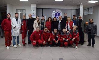 Kryetari i komunës që e priti Vitin e Ri me policë, mjekë dhe zjarrfikës