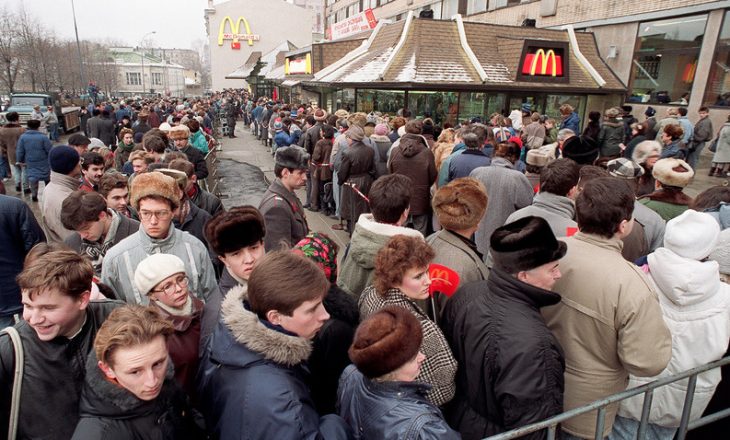 McDonald’s i parë që çmendi rusët