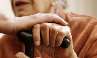 Qeveria ua zbret shtesat pensionistëve, do të marrin 20 euro më pak