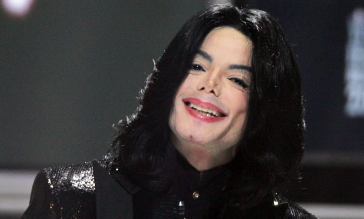 Pas akuzave për abuzim seksual, trupi i Michael Jacksonit do të zhvarroset