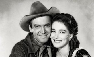 Ndahet nga jeta aktorja amerikane