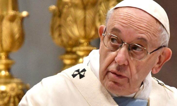Papa Françesku mbledh mbi 200 klerikë për të parandaluar abuzimet seksuale