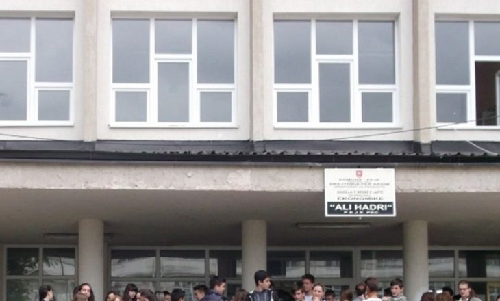 Shkolla “Ali Hadri” në Pejë bëhet me kabinet të hotelerisë