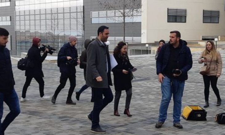 Glauk Konjufca paditë Dardan Molliqajn, thotë se ai shpifi ndaj tij në lidhje me SHIK-un