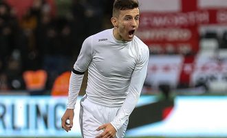 SHËNOI SUPERGOL PËR SWANSEA, KËSHTU U VLERËSUA CELINA