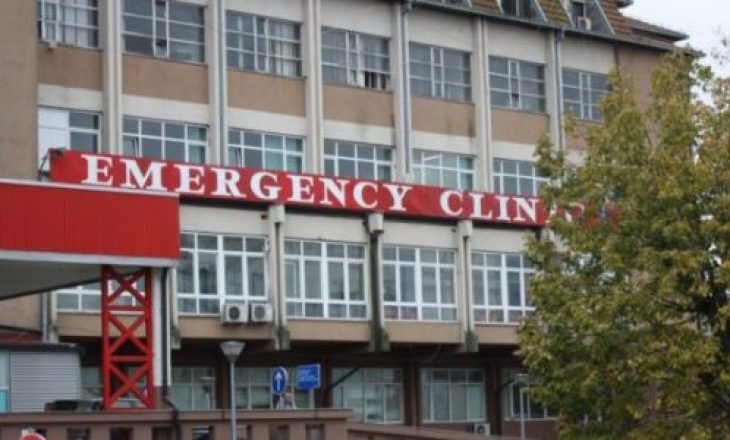 Vdes në QKUK i aksidentuari gjatë javës së kaluar në Mitrovicë
