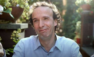 “Gratë e politikanëve bëjnë të gjitha bamirësi –  ta pret mendja ndihen në faj me ato që vjedhin bashkëshortët”