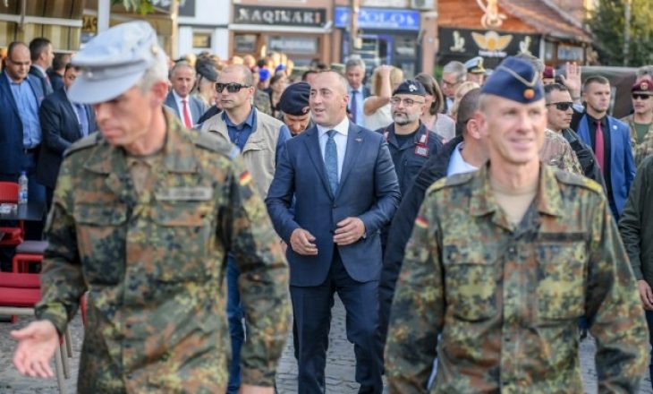 Haradinaj nderon ushtarët e rënë të KFOR-it