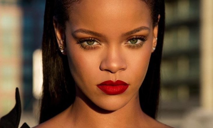 Rihanna e shokuar për vdekjen e mikut të saj
