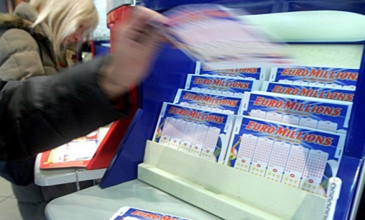 Zvicerania ka fituar 184 milionë franga në lotari dhe vazhdon të punojë