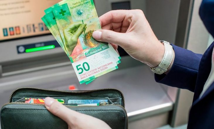 Pagat në Zvicër – Mësohet sa paguhen kuzhinierët, shoferët, frizerët, automekanikët