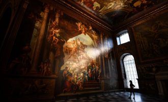 Nga lufta e cikloni deri në festimin e ditës së parë të pranverës- shpallen fotot më të mira të ditës së sotme