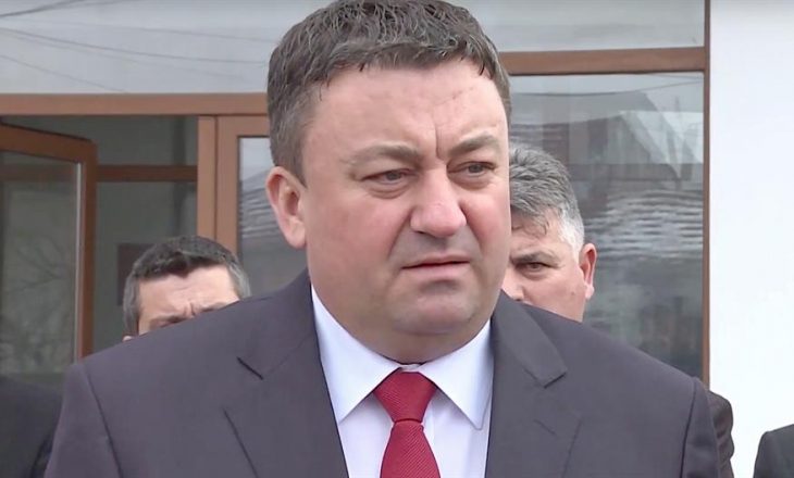 Përfitimet e ministrit serb nga paratë e “terroristëve” shqiptarë
