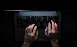 Dark web ndihmoi autorët e masakrës në Christchurch të Zelandës së Re