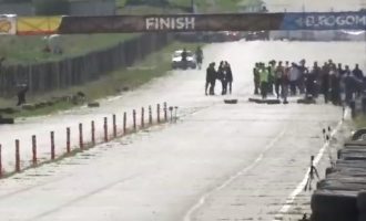 Aksident në Drag Race, ndërprehet gara përkohësisht