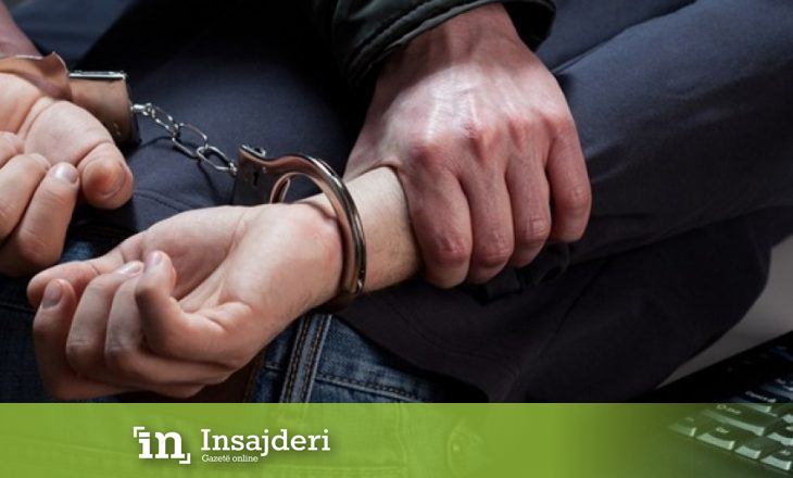 I godet veturën, arrestohet