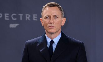 Daniel Craig, kampion në rolin e “Agjentit 007”