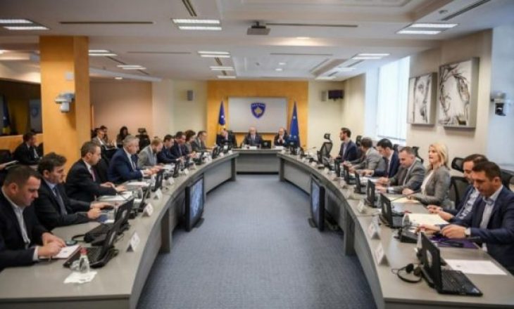 Vdes babai i ministrit kosovar