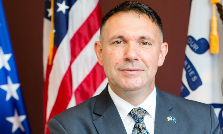 Si u bë konsulli i Kosovës në SHBA, “msit” i ushtarit amerikan