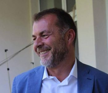 Me ikë a me ndejtë