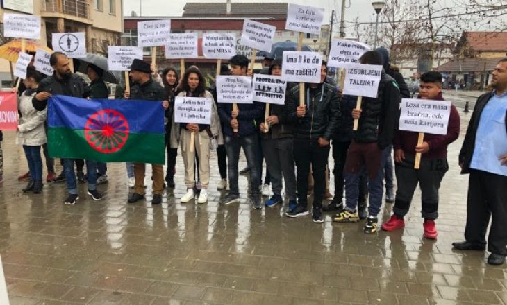 Komuniteti RAE protestoi kundër martesave të hershme