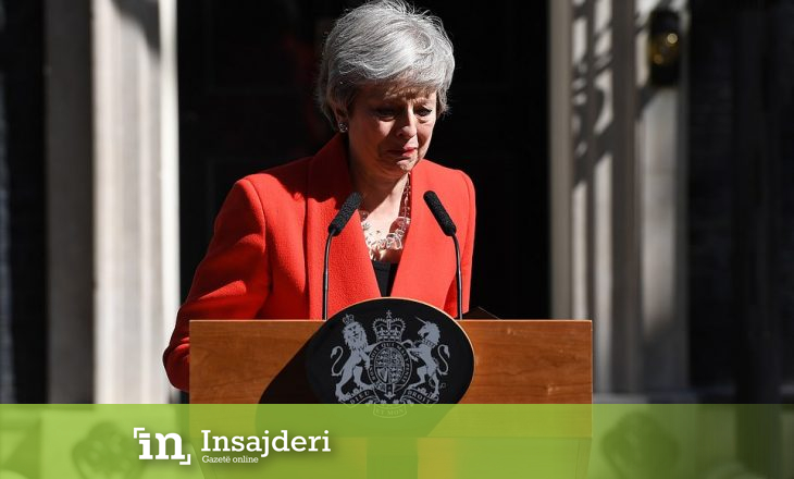 Theresa May jep dorëheqje si kryeministre e Britanisë – Shpërthen në lot