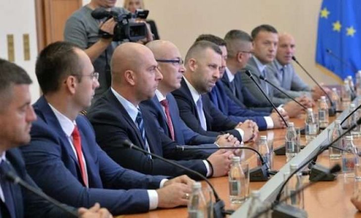 Serbët tregojnë se si i shtynte Lista Srpska nën kërcënime të dalin e ta votojnë