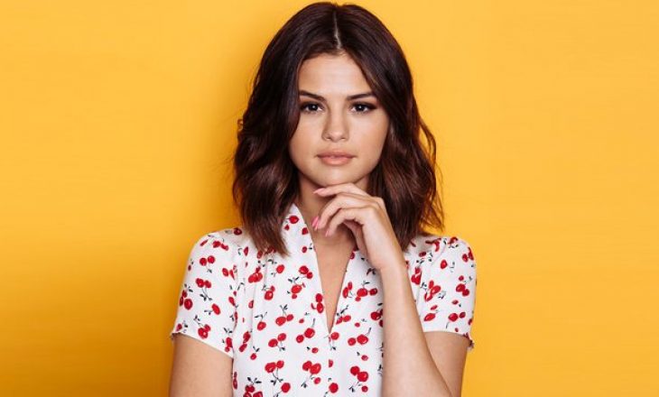 Modelja e njohur shqiptare fotografohet me Selena Gomez