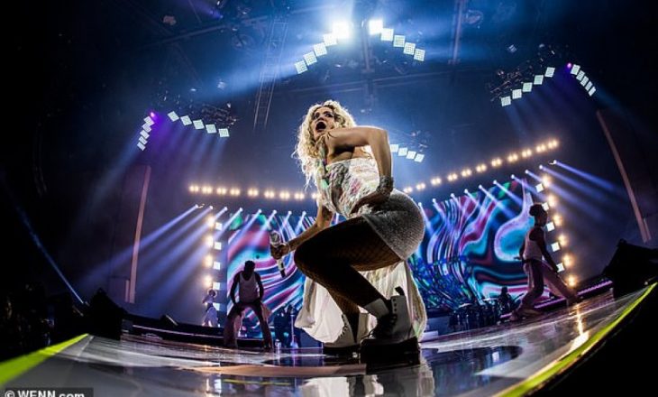 Rita Ora ndez Londrën në turneun e saj “Phoenix”