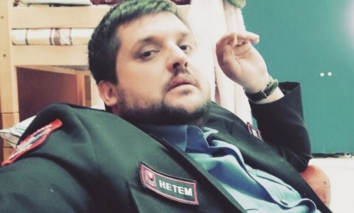 Rrëfimi emocional i aktorit kosovar, tregon si e la vendlindjen gjatë luftës për të shpëtuar nga serbët