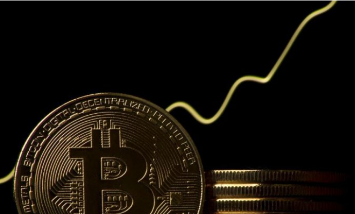 Investitorët shpresë që bitcoin të arrijë në 10,000 dollarë