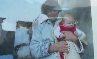 Hapet ekspozita “Veronikë 20 vjet…”