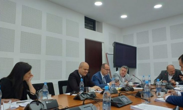 Komisioni për Telekomin pa media merr vendim për finalizimin e listës së dëshmitarëve