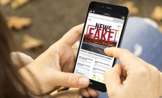 Pse njerëzit e zgjuar, kanë më shumë gjasa t’u besojnë lajmeve të rreme