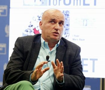 Populizmi që po e bën të pasigurt të ardhmen e Kosovës