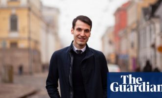 “The Guardian” shkruan për novelën e kosovarit Pajtim Statovci