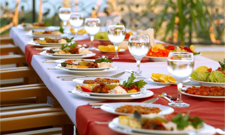 Tri ditë para fillimit të Ramazanit – mësohet kur do të jetë syfyri dhe iftari i parë