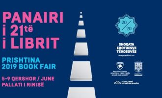 Top 5 autorët shqiptarë veprat e të cilëve janë shitur më së shumti në Panairin e Librit në Prishtinë
