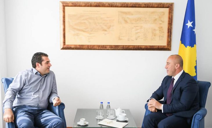 Haradinaj takon ish-ministrin e Tregtisë dhe Industrisë, temë Anamorava