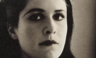 Arti i panjohur i muzës së famshme