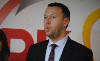 Abrashi: Sondazhet po manipulohen