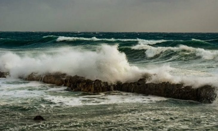 Një anije nga periudha romake zbulohet në ujërat e Qipros