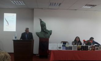 Shpërfillja e standardit të shqipes midis dialekteve dhe gabimeve