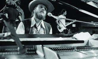 Shuhet në moshën 77-vjeçare legjendari Dr. John