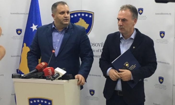 Kushtetuesja: Ekipi negociator i kryesuar nga Shpend Ahmetit e Fatmir Limajt, anti-kushtetues