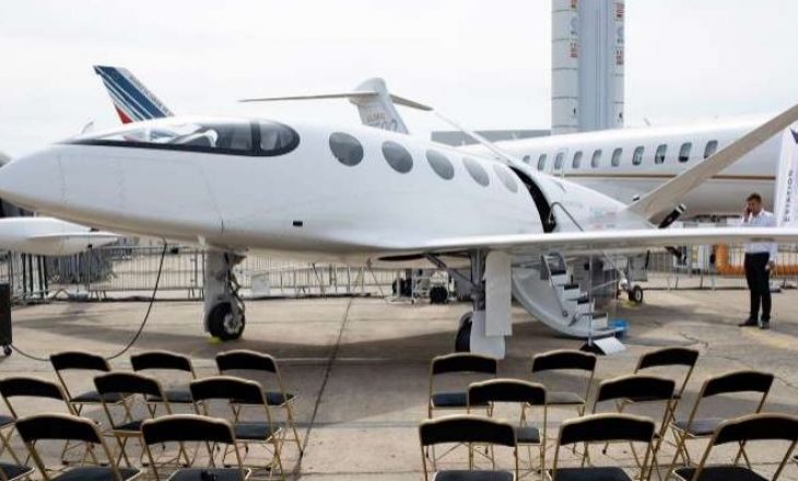 Aeroplani i parë elektrik në botë