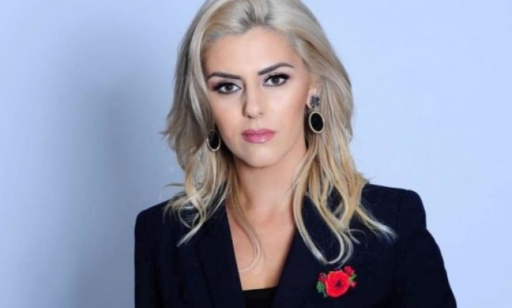 Djali i Blerta Deliut feston semimaturën, ky është urimi i saj