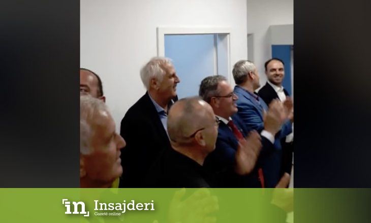Challandes i bashkohet festës së Kosovës U21 – pamje nga zhveshtorja