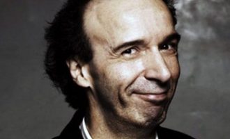 ‘Gratë e politikanëve bëjnë bamirësi, se ndihen në faj për burrat hajdutë që kanë’