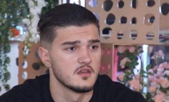 Aro Muric “bllokohet” rrugës për Pejë